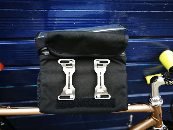 Product review: Arkel handlebar bags - Freewheeling France