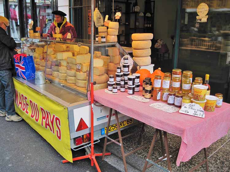 Pyrenees markets