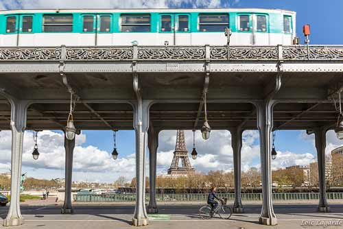 Hiring a road bike in Paris