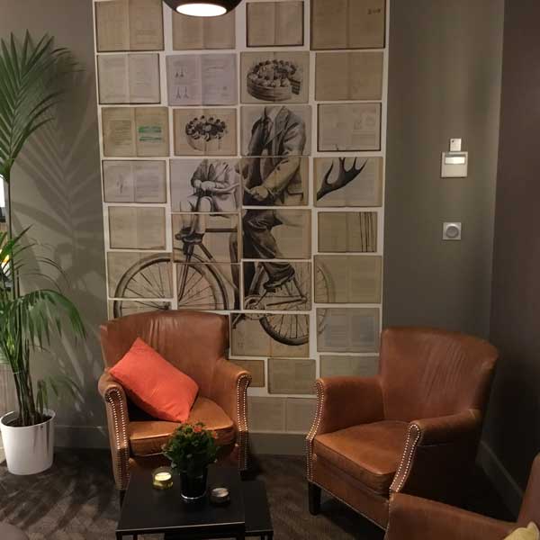 The lounge area at the Hotel Arene, Orange